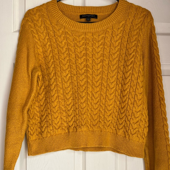 Crop Mustard yellow Banana Republic sweater - Picture 2 of 5